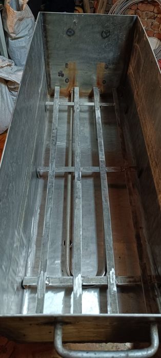 Продам все обладнання для виробництва вощини