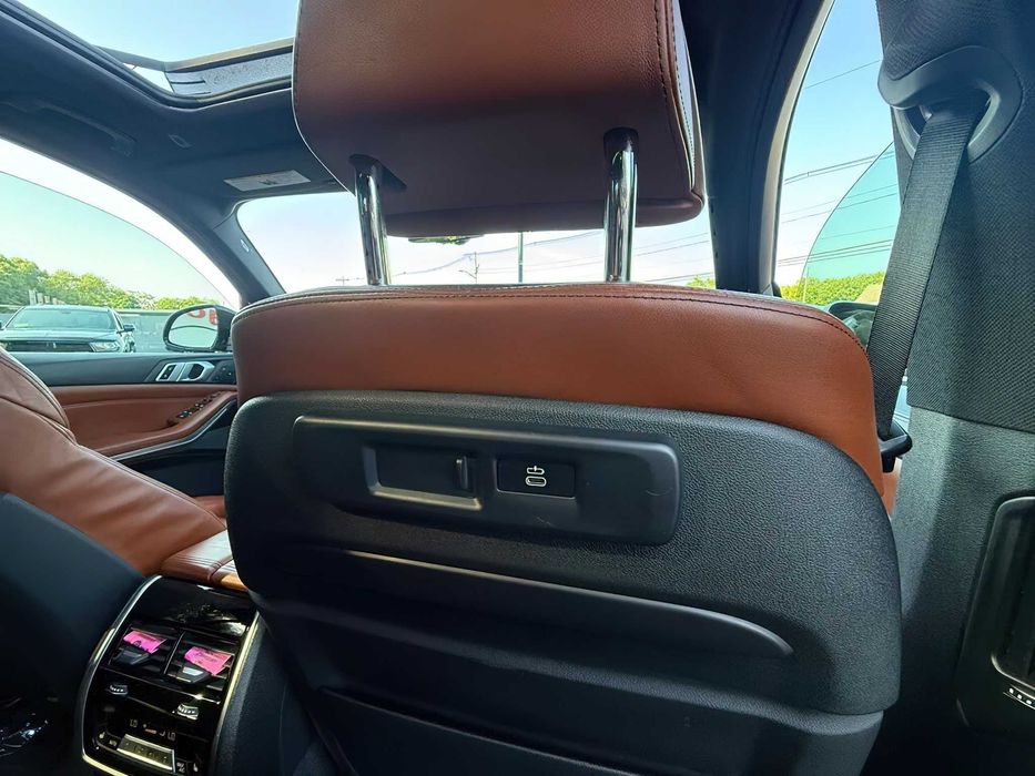BMW X5 xDrive50i      2019