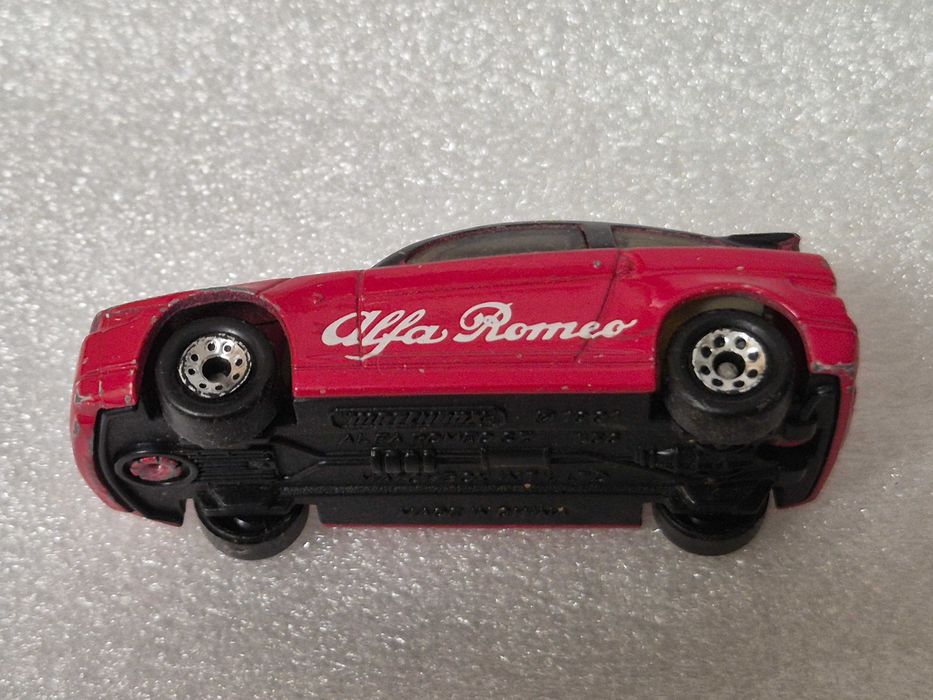 Model Matchbox - Alfa Romeo SZ ! ! !