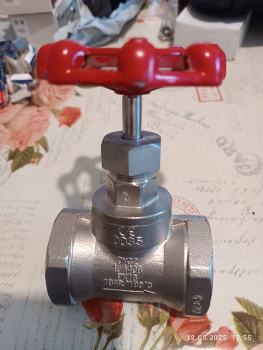 Нержавіючий кран, вентиль