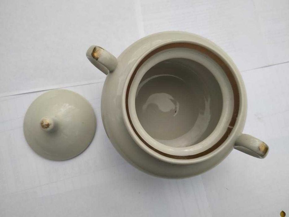 Набор для специй солонка и перечница, Сахарница.