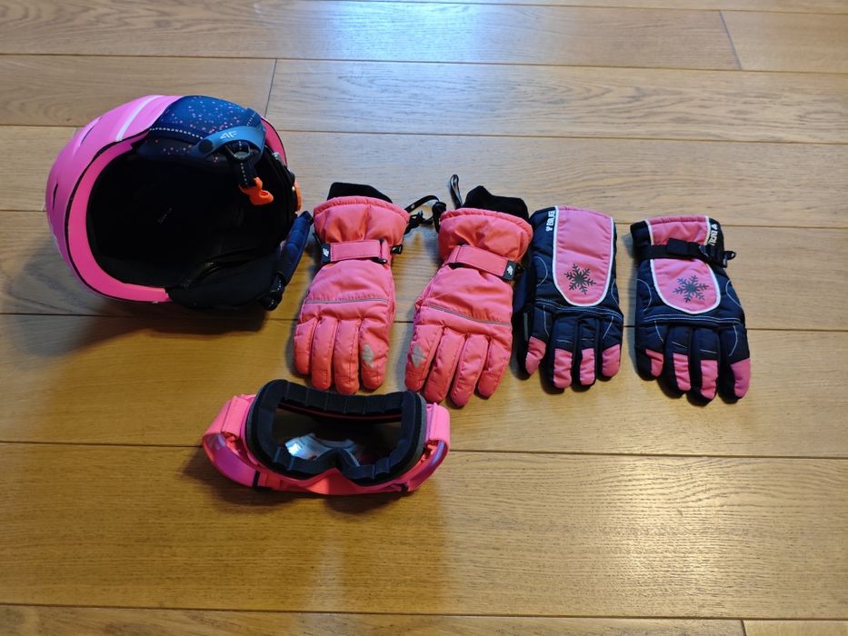 Kask narciarski + gogle + rękawiczki