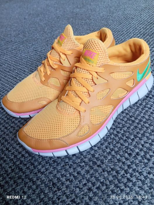 Buty damskie sportowe do biegania Nike Free Run 2 r. 38