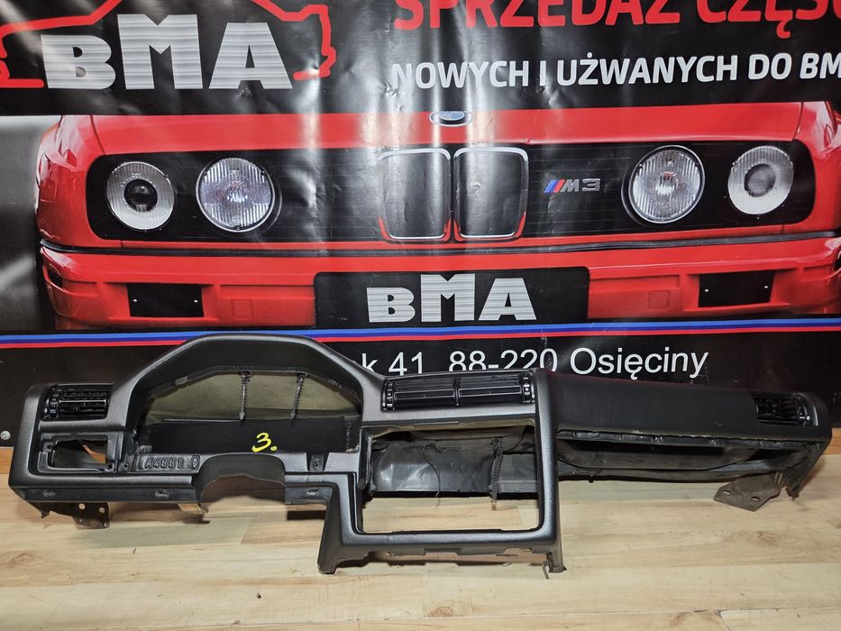BMW E30 Deska Rozdzielcza Konsola  Kokpit Pulpit Tunel