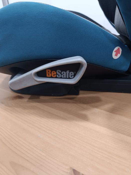 Cadeira Auto BeSafe iZi Up X3 (Grupo 2/3 - 15 a 36kg)