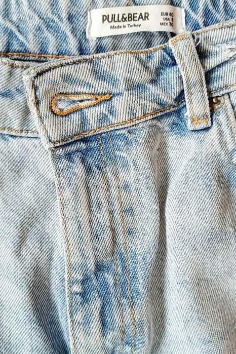 Spodnie dżins Pull&bear z dziurami damskie