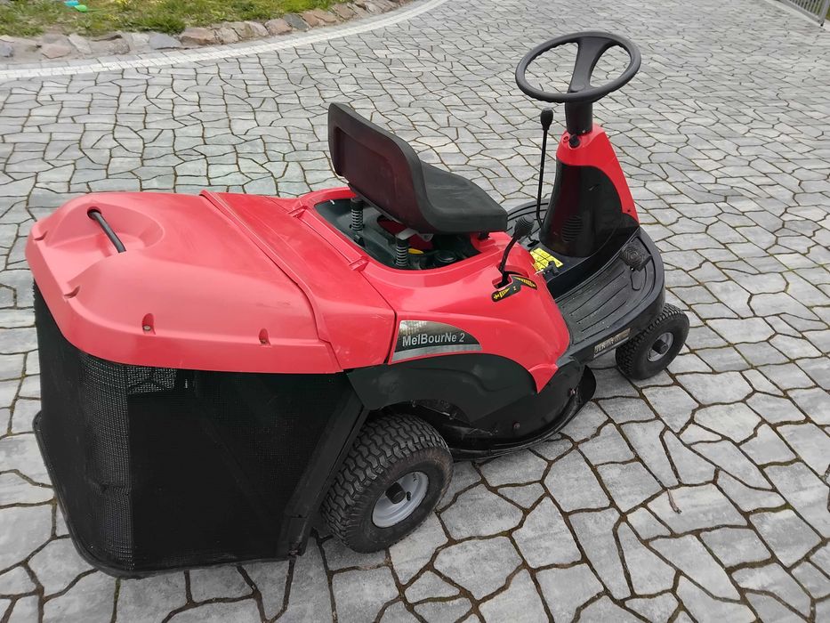 Zadbany mało używany traktorek kosiarka CASTELGARDEN