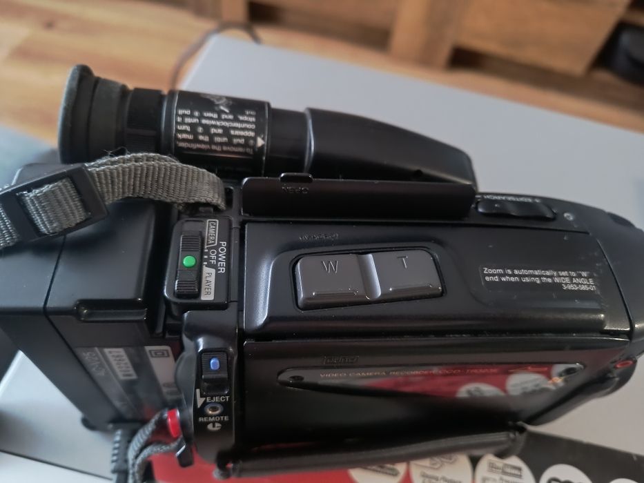 Sony kamera 8       .