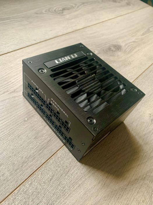 Lian Li SP750 Black 750W Gold 80Plus формфактор SFX для mITX