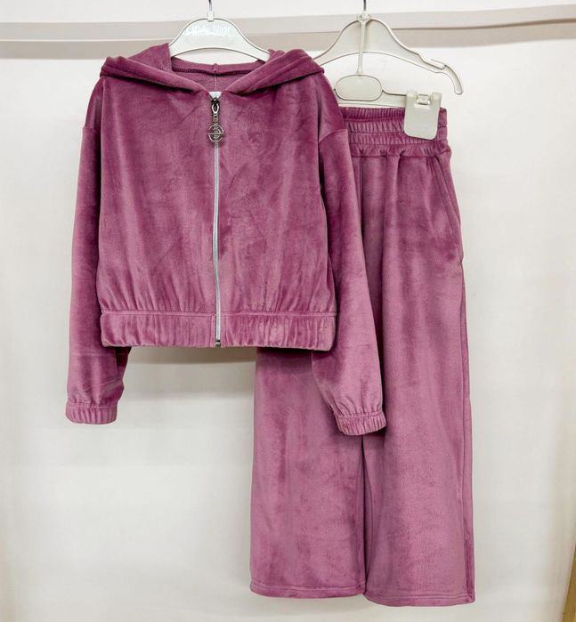 Велюровий костюм з утепленням, розміри 116-152