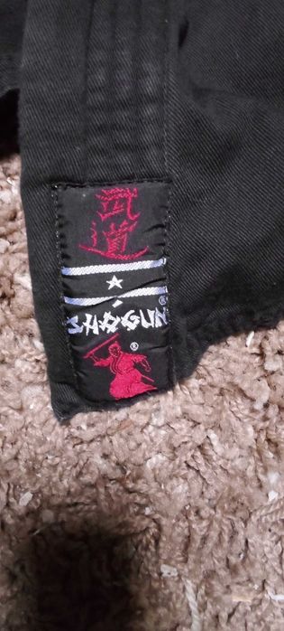 Kimono preto para Artes Marciais