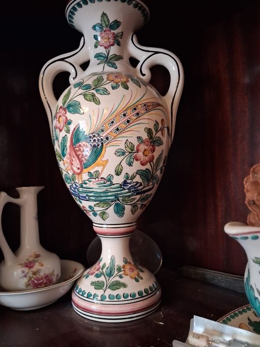 6 peças de cerâmica pintadas a mão