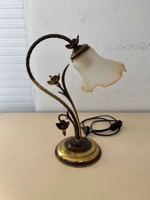 Candeeiros antigos em Latão