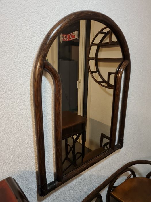 Drewniany zestaw mebli – lustro, półka, telefoniera i stolik ,oriental