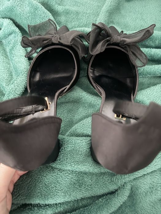 Buty na korku z kokardka