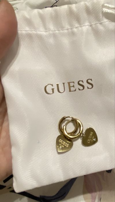 Sprzedam Kolczyki GUESS Huggie Me