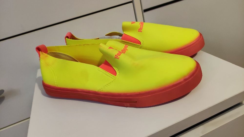 Trampki wsuwane neonowe roz 38, 39 oraz 40