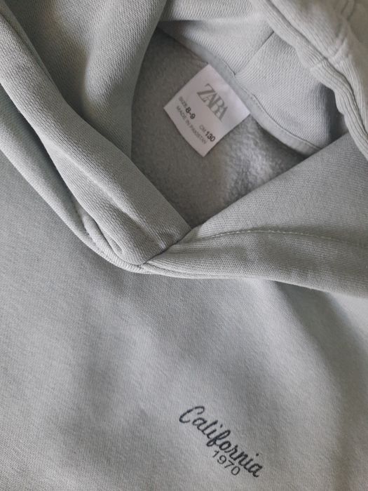 Zara bluza kangurka, z kapturem