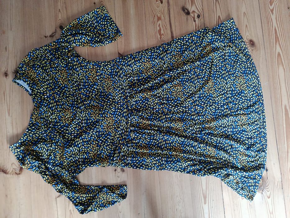 Sukienka Tatuum 2 XL
