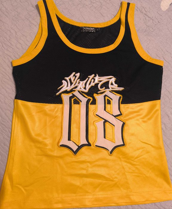 Conjunto desportivo quase novo