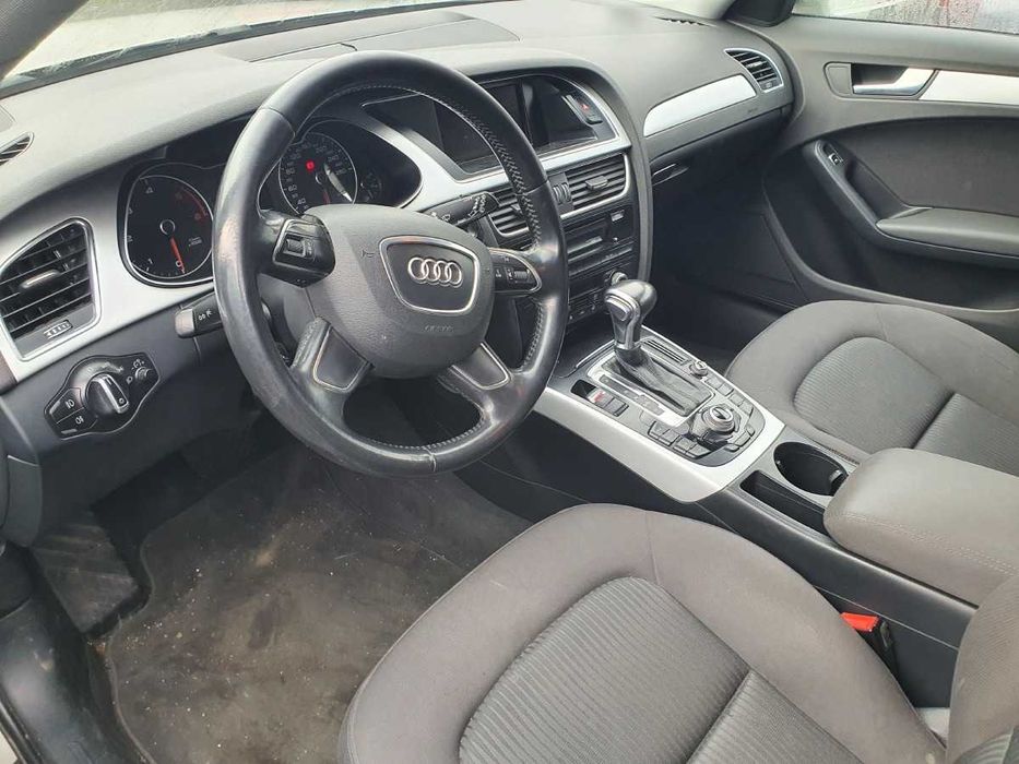 samochód osobowy audi A4 TDI