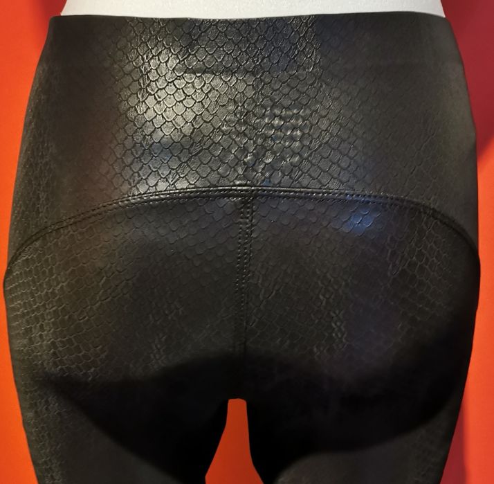 Legginsy legi getry eko skórka rybia łuska