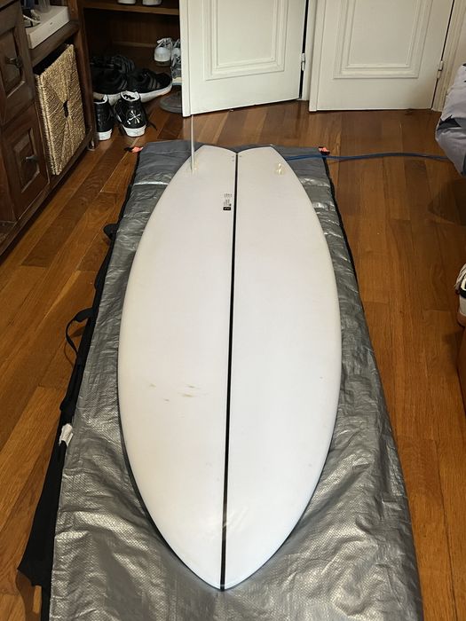 Surfboard Fish 5’8 35 litros