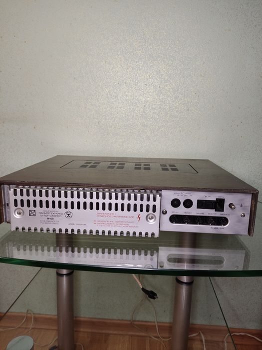 Radiotehnika  У-101-стерео hi-fi