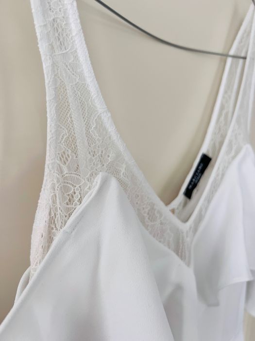 Ekskluzywny Biały Kombinezon Marciano by Guess – Model Athena