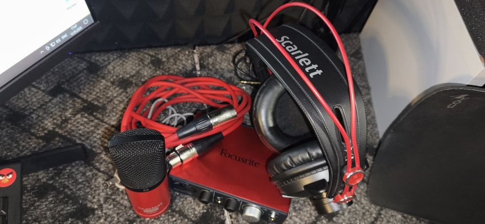 Новий Focusrite Scarlet Solo Studio Pack