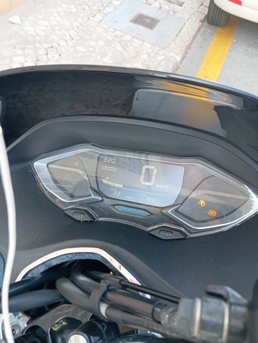 Pcx 125  2024 impecável