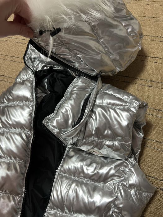 Продам жилетку на весну і можна на ранню осінь