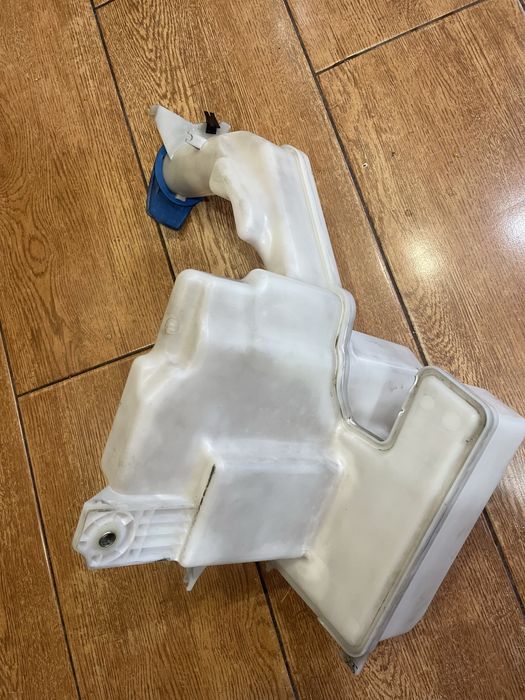 Бачок омывателя на пассат б7 (европа) 2012 год