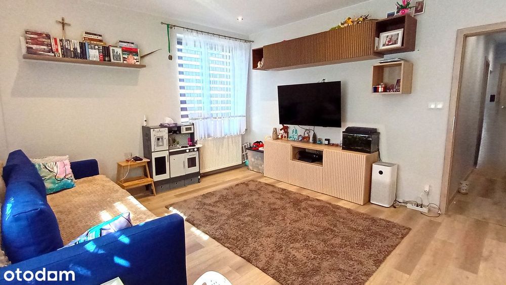 Dwupokojowe Mieszkanie Na Parterze.