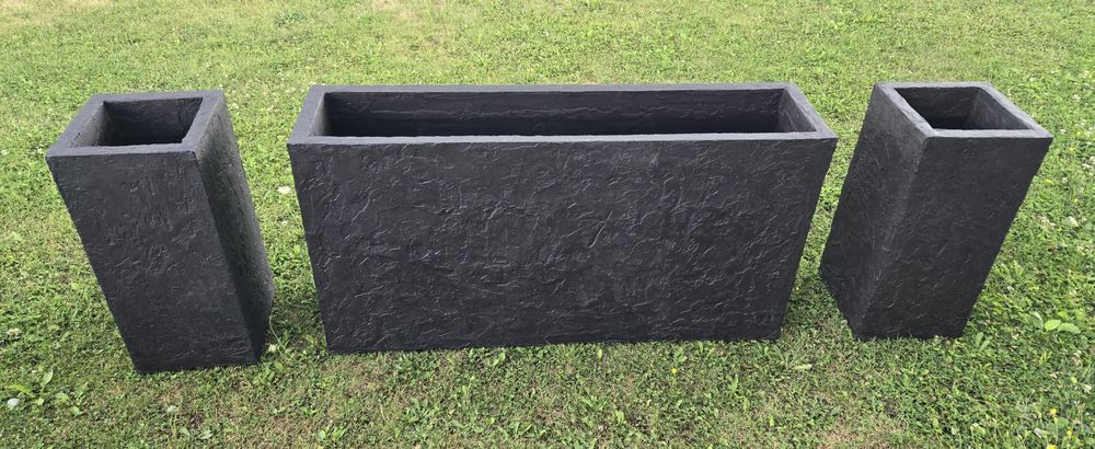 Donica termo, ogrodowa. Doniczka ze styropianu, betonowa, tynk.