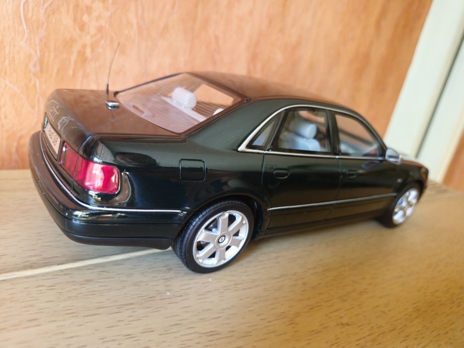 Model Audi S8 D2, 1/18 otto mobile