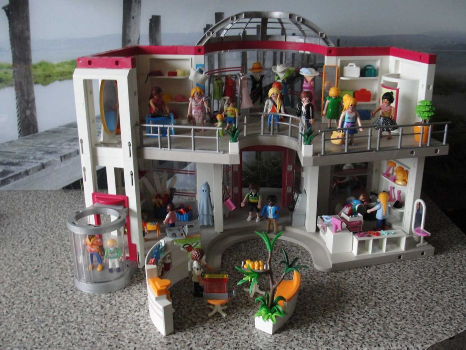 Duże Centrum Handlowe 5485