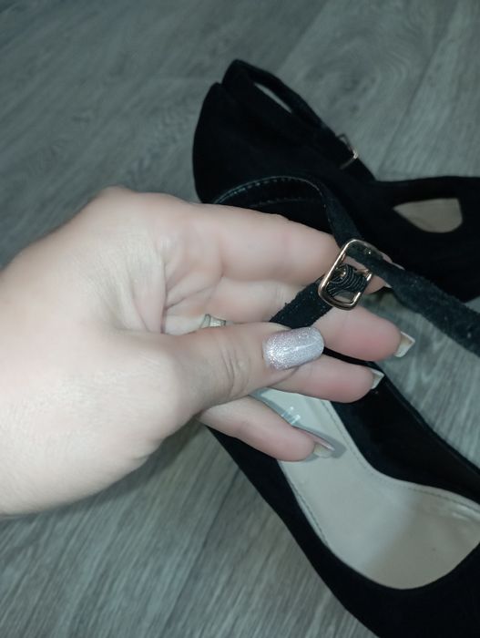 Чорні жіночі замшеві туфлі