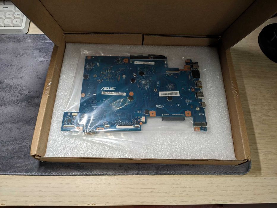 Материнская плата ASUS X705MA (60NB0IF0-MB1020) на запчасти / донор