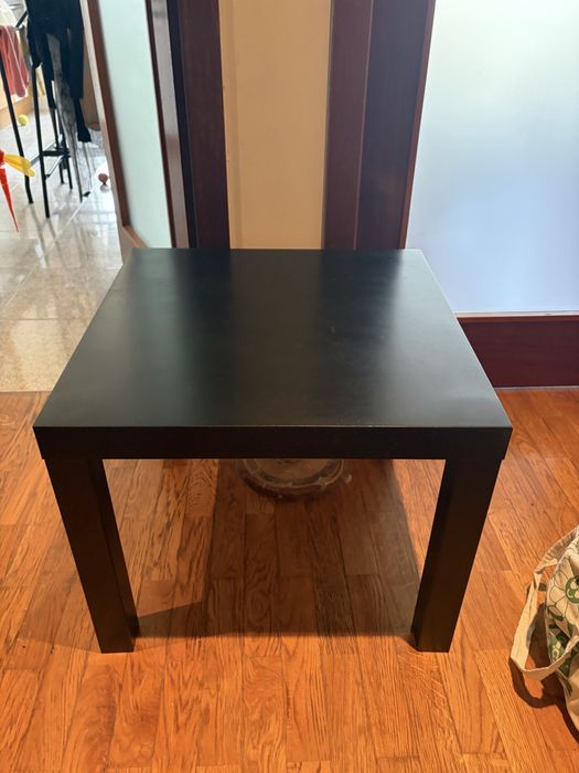 Mesa Lack Preta