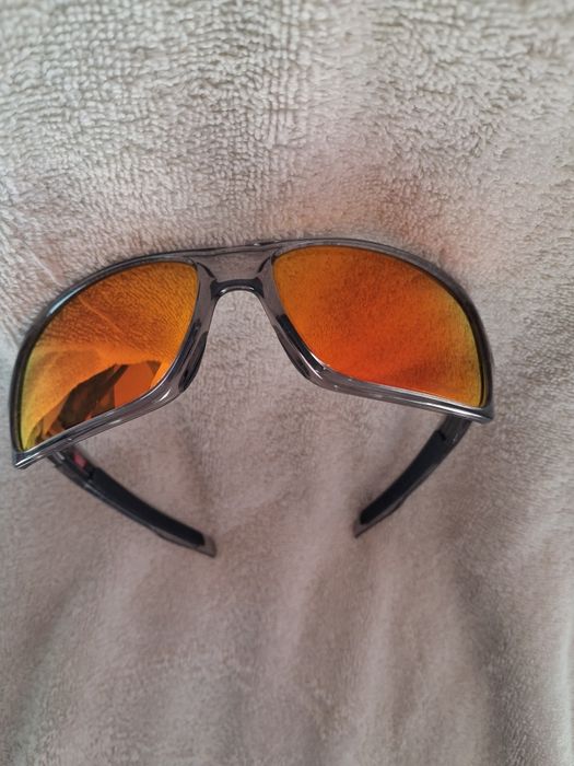 Estou  vendo  OAKLEY  TURBINE