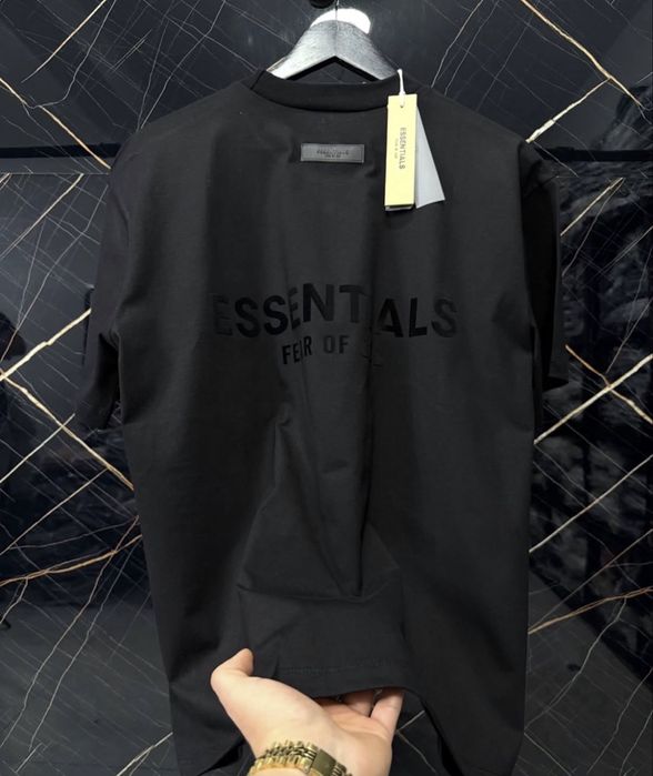 Футболка Essentials футболка есеншелс Fear of God