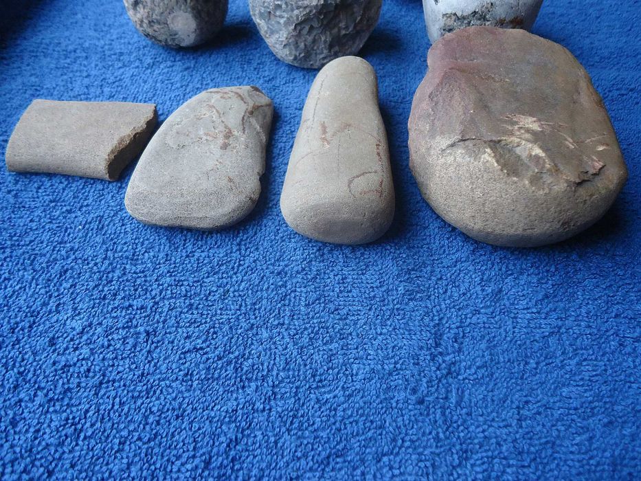 Знаряддя праці Кам"яного Віку.