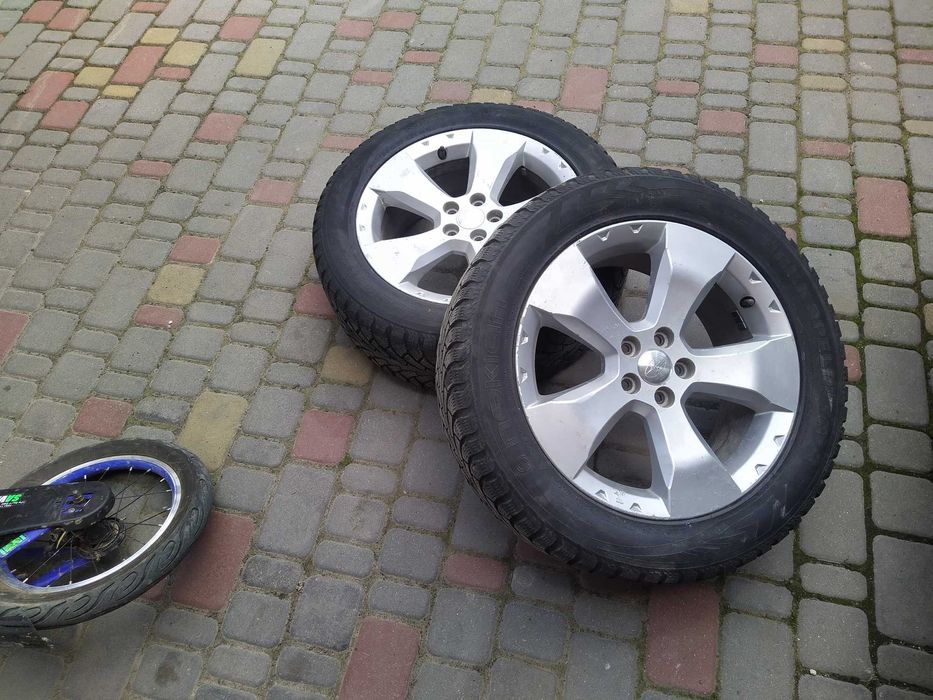 Колеса з дисками Субару Форістер