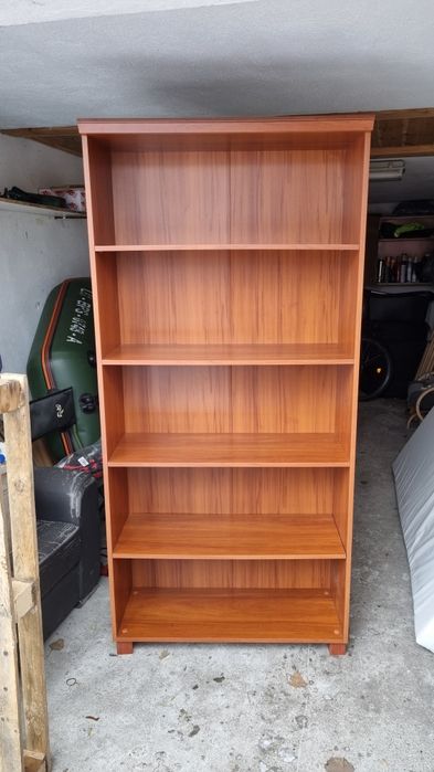 Regał w bardzo dobrym stanie