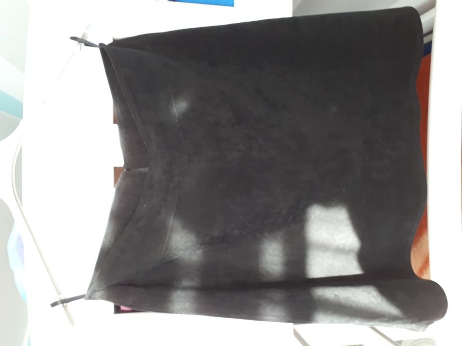 Krótka spódnica 42  przed kolano