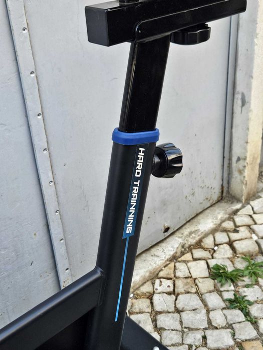 Bicicleta de Spinning Behumax Fitness (Hard Training) – Como Nova