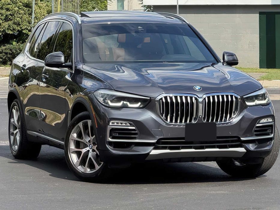 BMW X5 xDrive50i      2019