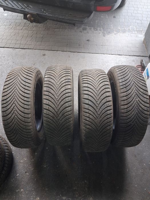 Opony wielosezonowe 205/65 R 15 kumho 2020r