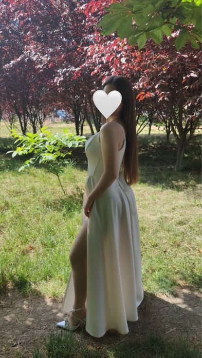 Випускна корсетна сукня